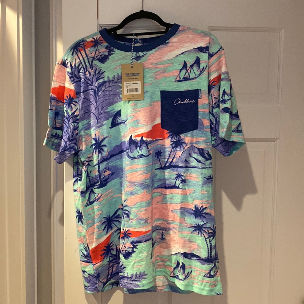 Chubbies island themed t-shirt new with tags